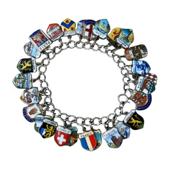 Vintage Silver Enamel Travel Shield Souvenir Charm Bracelet - 28 Charms - Picture 1 of 7